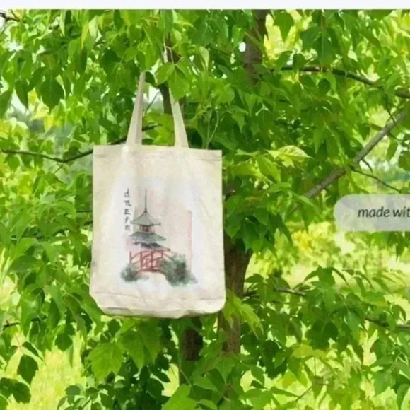 Mahjong inspired print of a bridge and tower recycled canvas tote bag - Picture 2 of 6